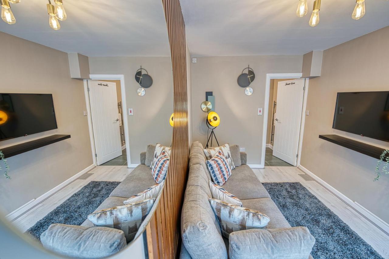 Elegant 5 Bed House - Sleeps 9, Central Solihull, Nec, Jlr, Hs2, Resorts World, Airport Business And Leisure Stays, Экстерьер фото